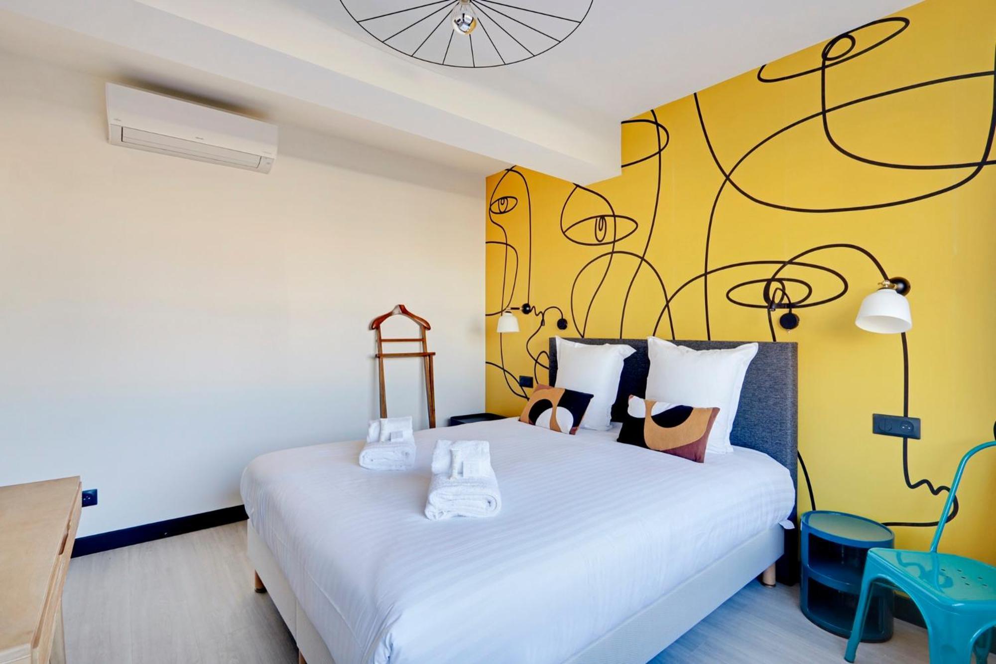 North Paris Suite Luaran gambar