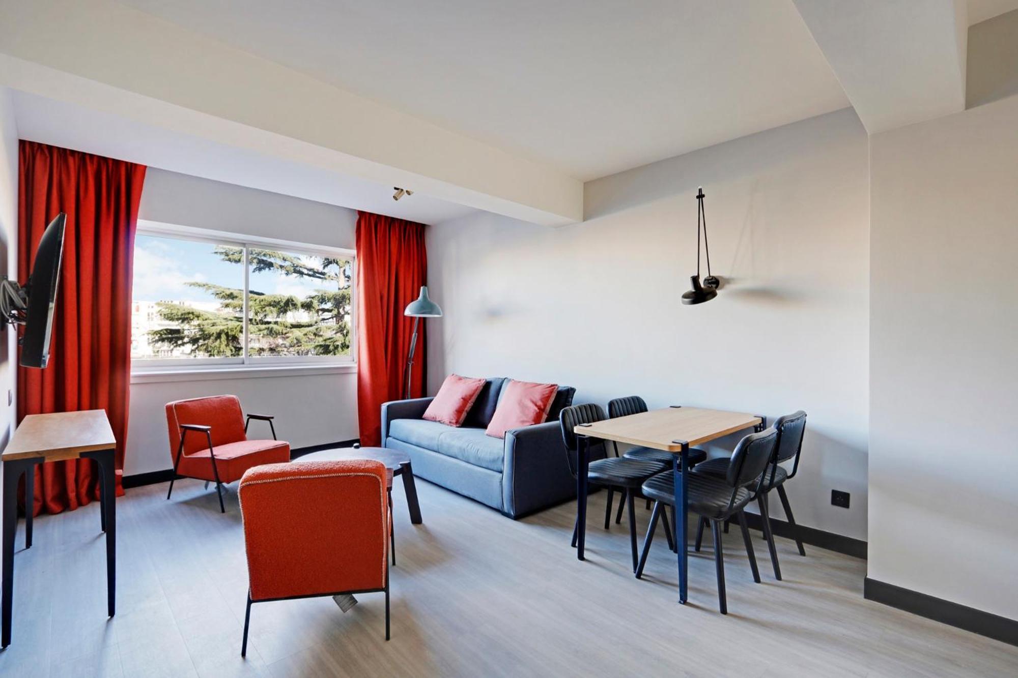 North Paris Suite Luaran gambar
